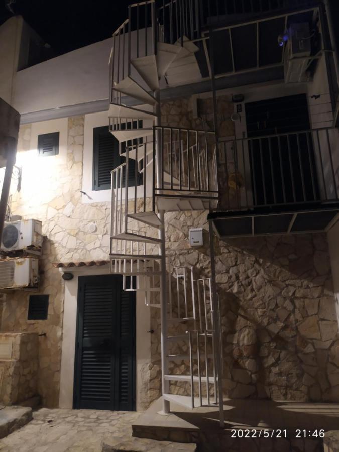 비에스테 Casina Viestana 빌라 외부 사진